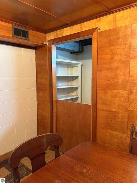 Tiny photo for 1618 Loraine Avenue, Lansing, MI 48910 (MLS # 1939995)