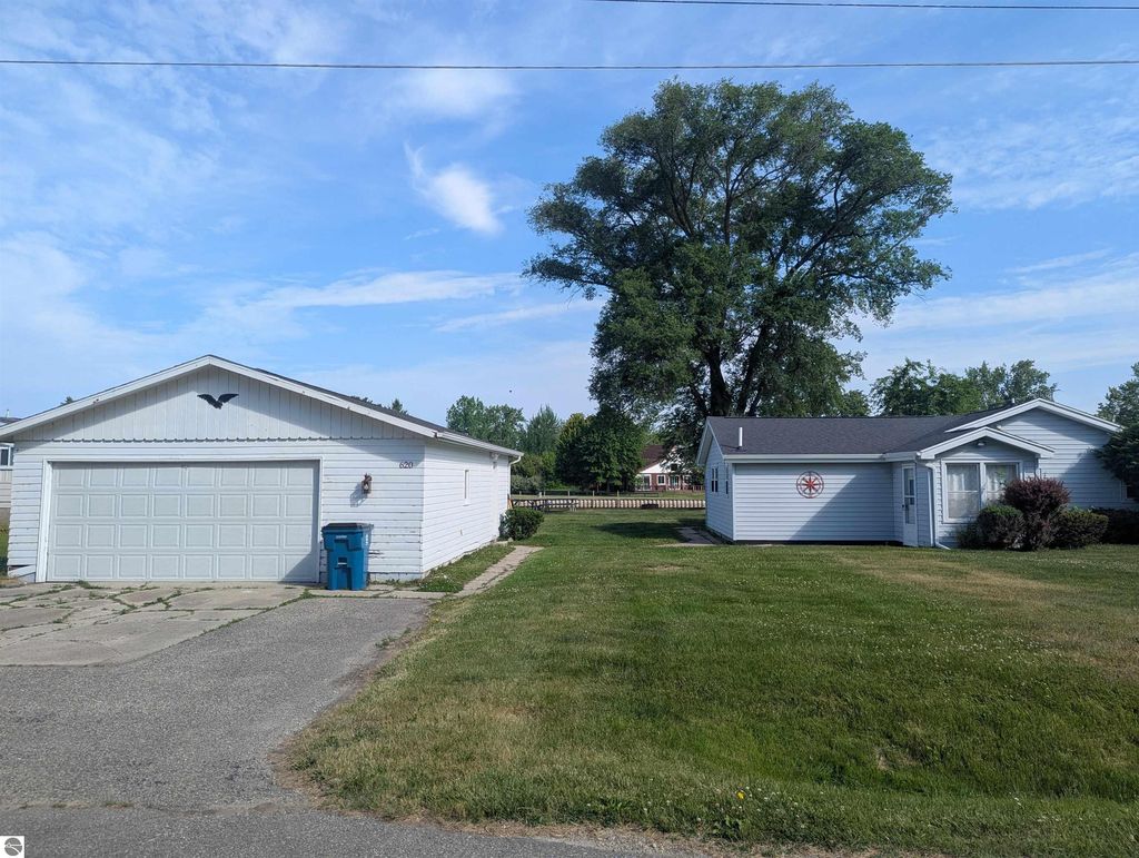 Photo of 620 Burt Street, Au Gres, MI 48703 (MLS # 1935214)