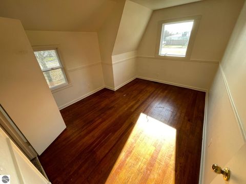 Tiny photo for 3217 Jefferson Ave, Midland, MI 48640 (MLS # 1940552)
