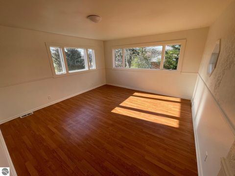 Tiny photo for 3217 Jefferson Ave, Midland, MI 48640 (MLS # 1940552)