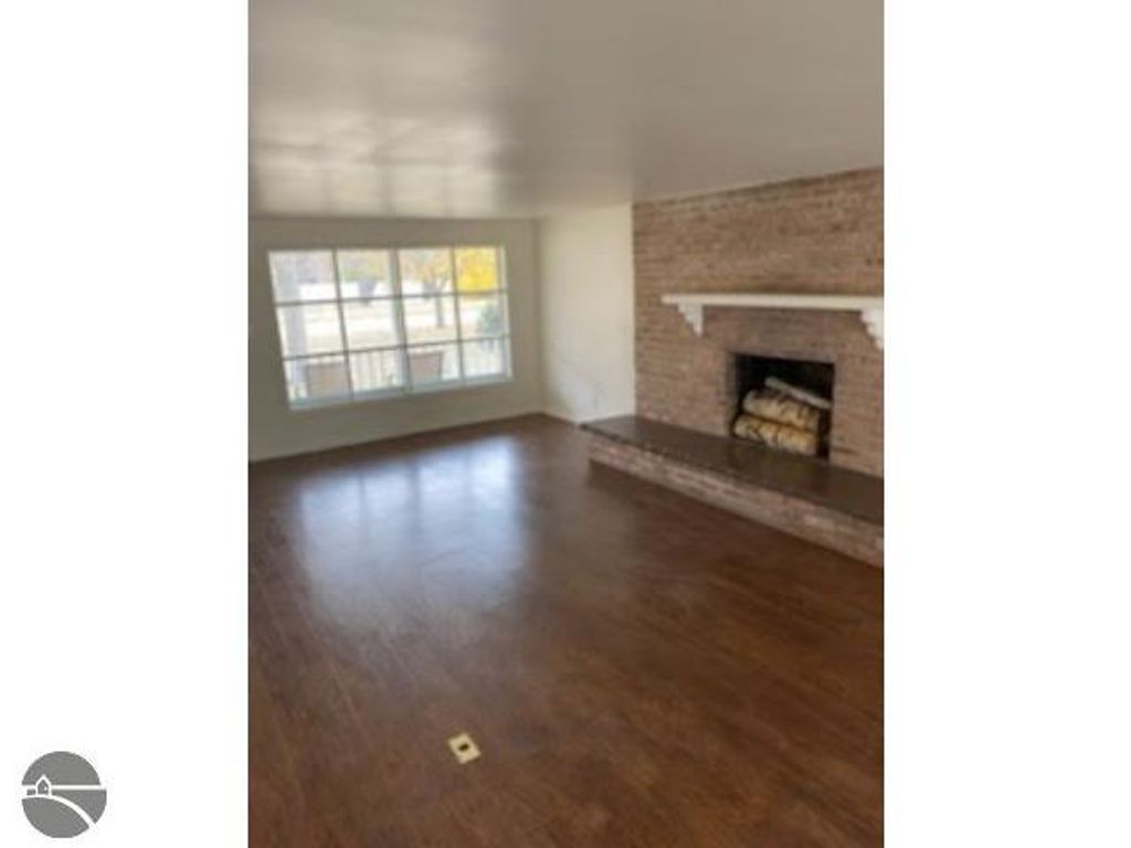 Photo of 3217 Jefferson Ave, Midland, MI 48640 (MLS # 1940552)