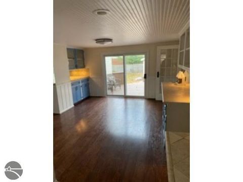 Tiny photo for 3217 Jefferson Ave, Midland, MI 48640 (MLS # 1940552)