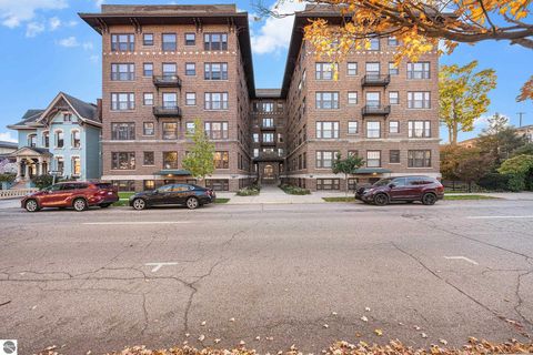 Tiny photo for 471 W South Street #105, Kalamazoo, MI 49007 (MLS # 1940173)