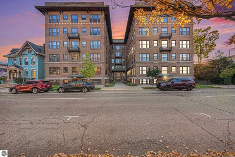 Tiny photo for 471 W South Street #105, Kalamazoo, MI 49007 (MLS # 1940173)