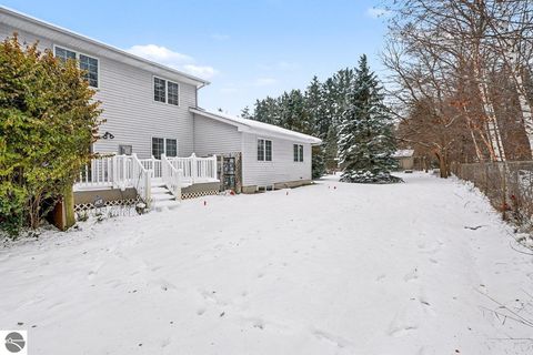 Tiny photo for 2430 Rosewood Drive #B, Mt Pleasant, MI 48858 (MLS # 1940972)