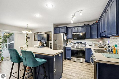 Tiny photo for 2430 Rosewood Drive #B, Mt Pleasant, MI 48858 (MLS # 1940972)