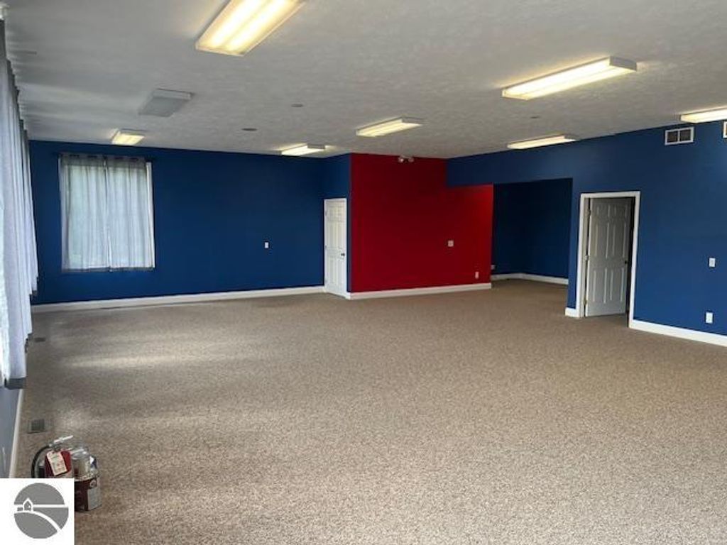Photo of 308 S US-31, Traverse City, MI 49685 (MLS # 1937221)