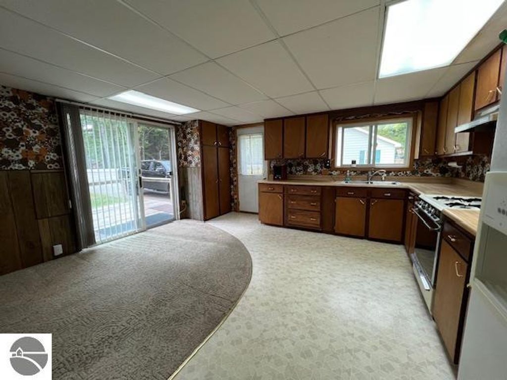 Photo of 516 M-55, Tawas City, MI 48763 (MLS # 1938873)