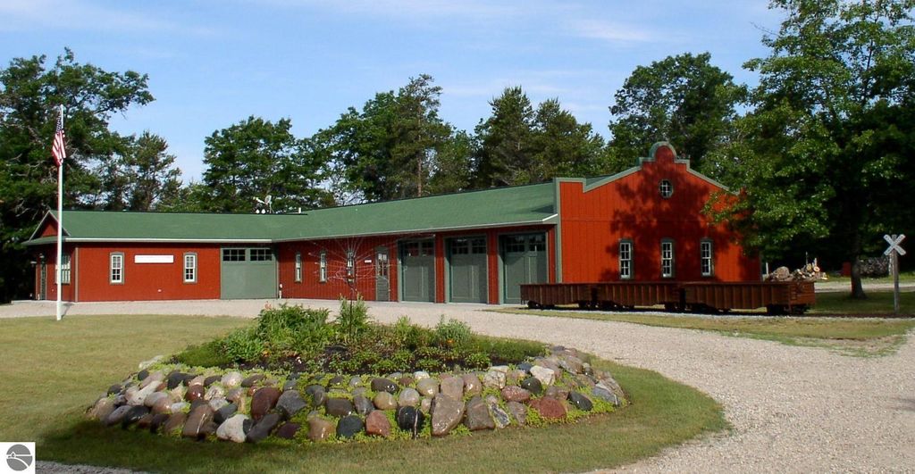 Photo of 230 S Abbe Road, Fairview, MI 48621 (MLS # 1927884)