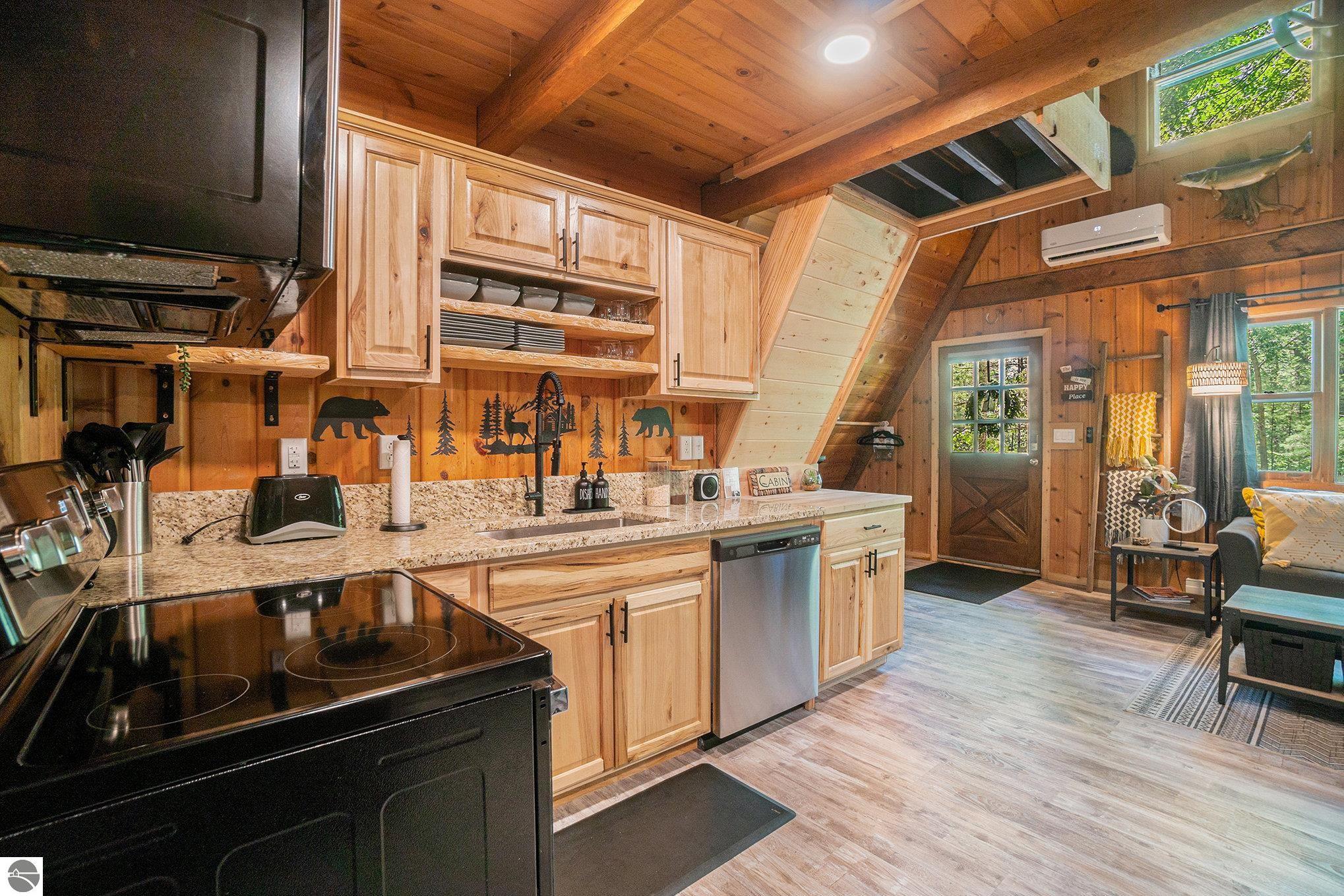 Gaylord, Michigan 49735, United States, 2 Bedrooms Bedrooms, ,1 BathroomBathrooms,Residential,Pending,180993