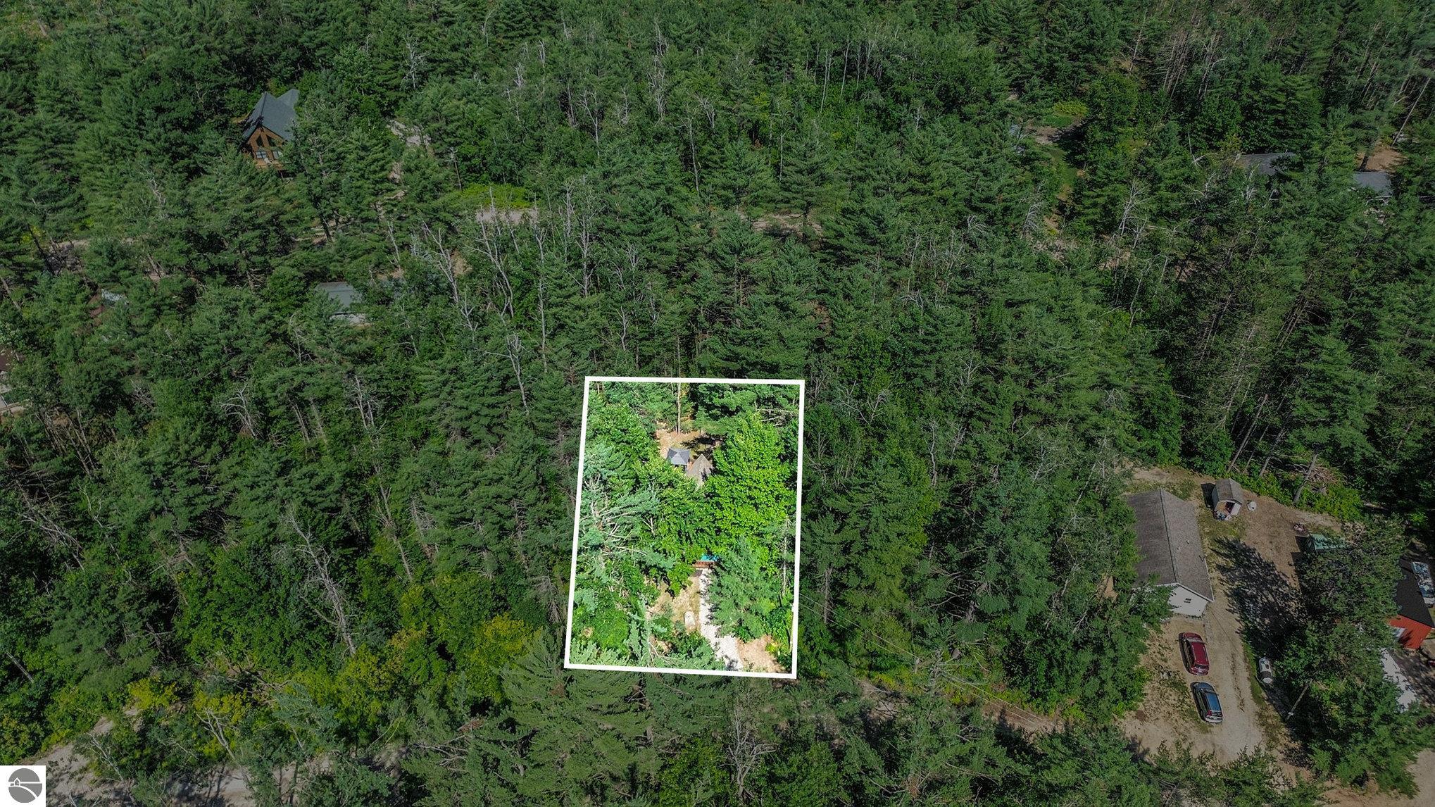 Gaylord, Michigan 49735, United States, 2 Bedrooms Bedrooms, ,1 BathroomBathrooms,Residential,Pending,180993