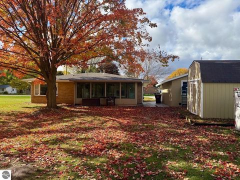 Tiny photo for 324 N 4th Street, Shepherd, MI 48883 (MLS # 1939994)