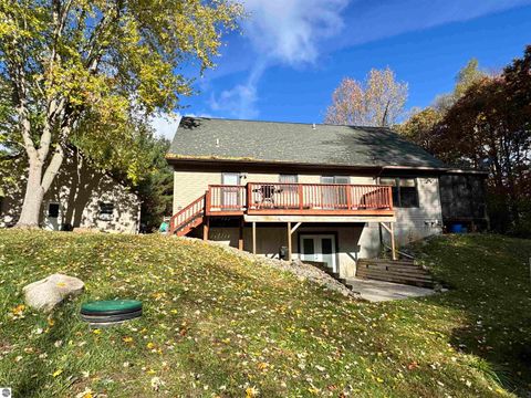 Tiny photo for 2451 W Deerfield Road, Mt Pleasant, MI 48622 (MLS # 1940236)