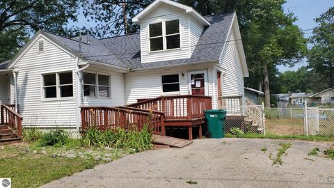 Tiny photo for 121 Cypress Drive, Prudenville, MI 48651 (MLS # 1940999)