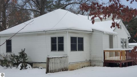 Tiny photo for 121 Cypress Drive, Prudenville, MI 48651 (MLS # 1940999)