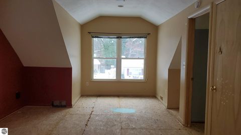Tiny photo for 121 Cypress Drive, Prudenville, MI 48651 (MLS # 1940999)