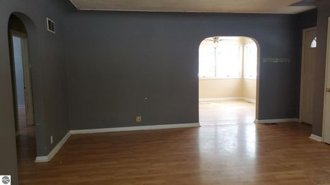 Tiny photo for 121 Cypress Drive, Prudenville, MI 48651 (MLS # 1940999)