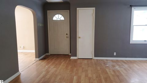 Tiny photo for 121 Cypress Drive, Prudenville, MI 48651 (MLS # 1940999)