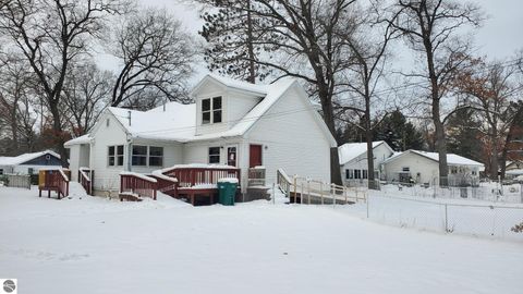 Tiny photo for 121 Cypress Drive, Prudenville, MI 48651 (MLS # 1940999)