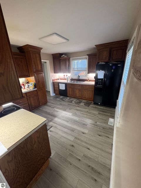 Tiny photo for 818 E Maple, Mt Pleasant, MI 48858 (MLS # 1940696)