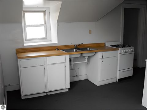 Tiny photo for 818 E Maple, Mt Pleasant, MI 48858 (MLS # 1940696)