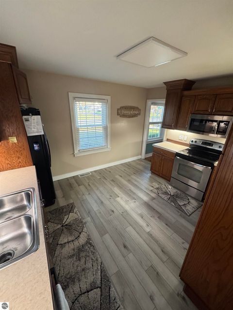 Tiny photo for 818 E Maple, Mt Pleasant, MI 48858 (MLS # 1940696)