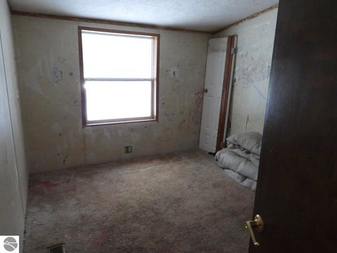 Tiny photo for 224 Radcliff Drive, Houghton Lake, MI 48629 (MLS # 1941089)