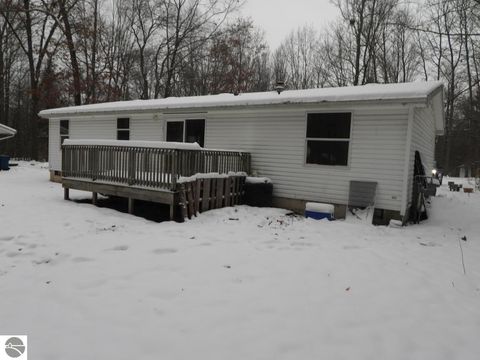 Tiny photo for 224 Radcliff Drive, Houghton Lake, MI 48629 (MLS # 1941089)