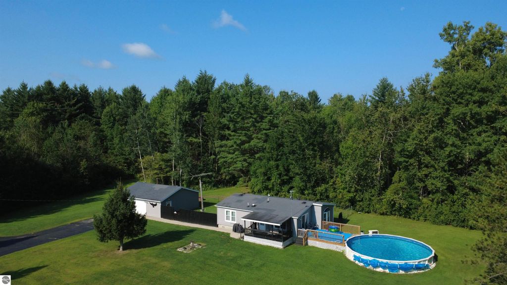 Photo of 2181 M-33, Alger, MI 48610 (MLS # 1937502)