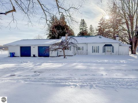 Tiny photo for 210 Barbour St, Coleman, MI 48618 (MLS # 1941250)