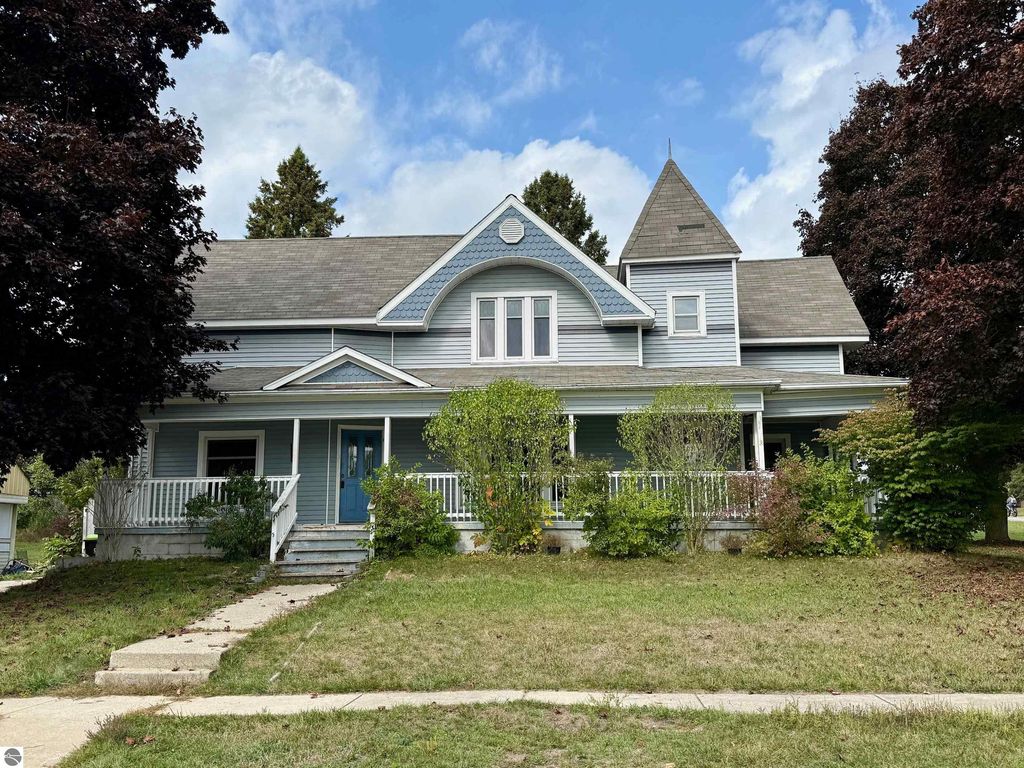 Photo of 319 3rd Street, Marion, MI 49665 (MLS # 1939055)