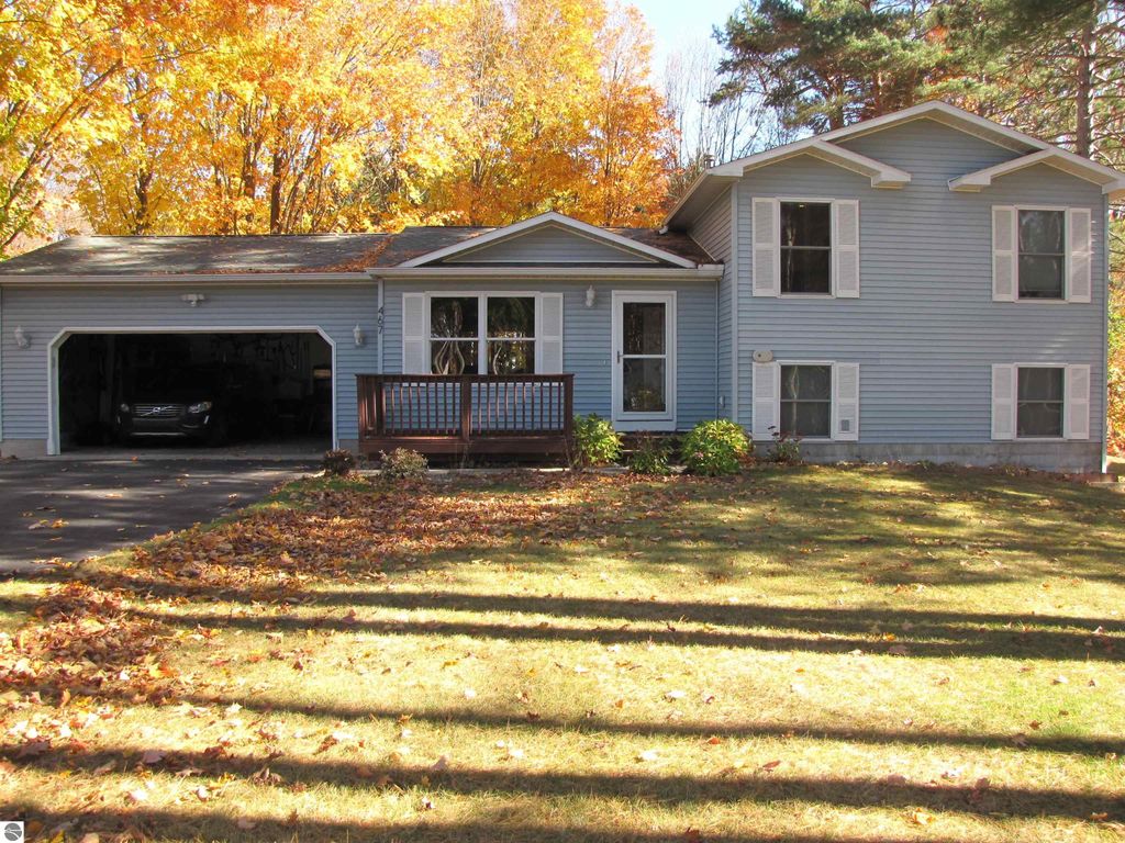 Photo of 467 Eden Street, Kingsley, MI 49649 (MLS # 1940241)