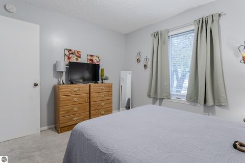 Tiny photo for 2993 Emerald Isle, Traverse City, MI 49684 (MLS # 1940461)