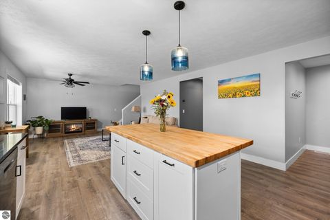 Tiny photo for 6330 Lund Road, Sw, Fife Lake, MI 49633 (MLS # 1939938)