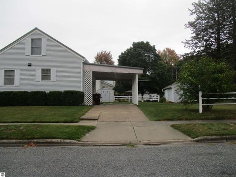 Tiny photo for 302 E Marshall Street, Alma, MI 48801 (MLS # 1939384)