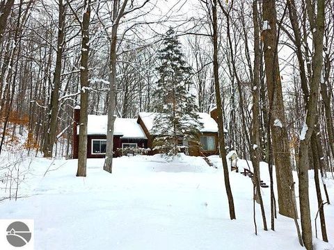 Photo of 6479 Kliffendorf Drive #478, Bellaire, MI 49615 (MLS # 1941176)