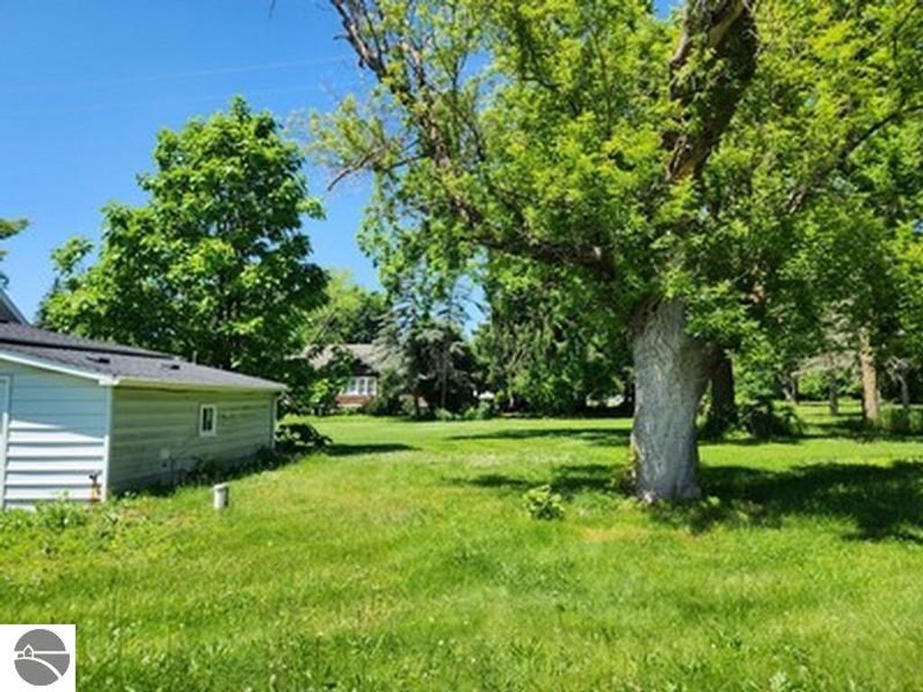 Photo of 212 W Main Street, Hale, MI 48739 (MLS # 1935781)