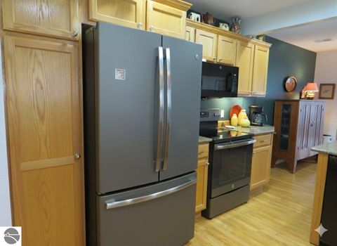 Tiny photo for 326 Woodside Circle #33, Cadillac, MI 49601 (MLS # 1940788)