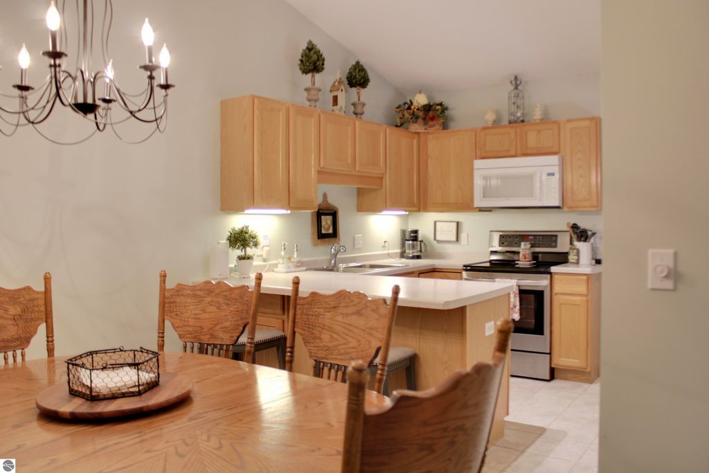 Photo of 1285 Terrace Bluff Drive, Traverse City, MI 49686 (MLS # 1940006)