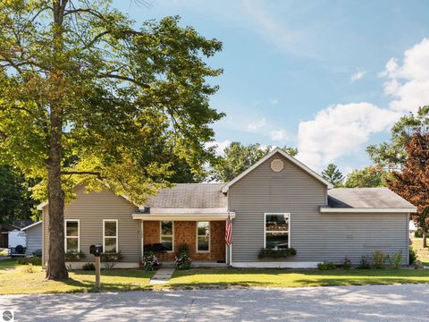 Photo of 102 S Boyd Street, Fife Lake, MI 49633 (MLS # 1939360)