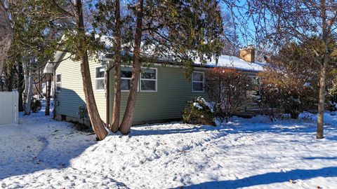 Tiny photo for 406 Larry Place, Mt Pleasant, MI 48858 (MLS # 1941003)