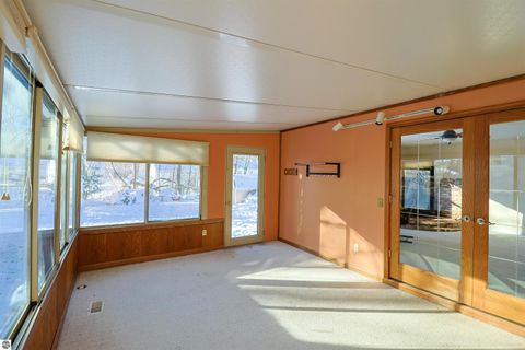 Tiny photo for 406 Larry Place, Mt Pleasant, MI 48858 (MLS # 1941003)