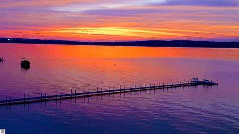 Tiny photo for 2035 N US-31 N #304, Traverse City, MI 49686 (MLS # 1918688)