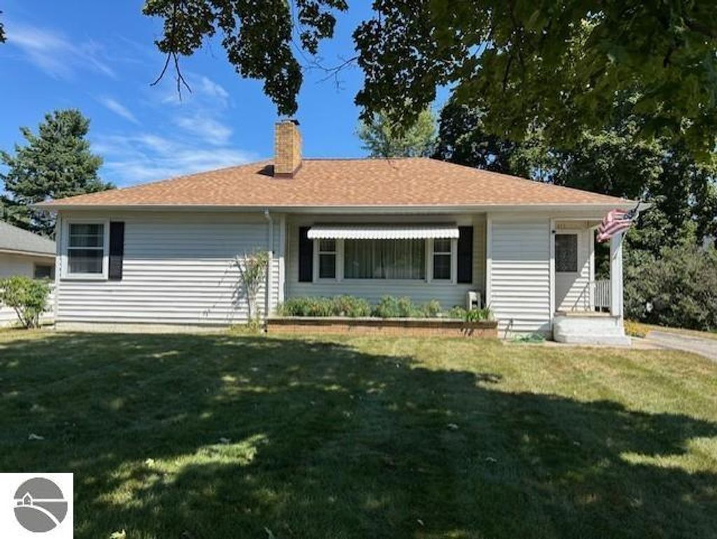 Photo of 412 Wadsworth Street, East Tawas, MI 48730 (MLS # 1937865)