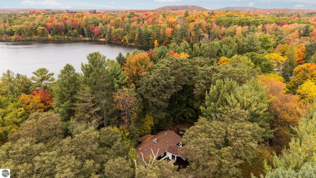Photo of 7550 N Reynolds Road, Lake Ann, MI 49650 (MLS # 1939778)