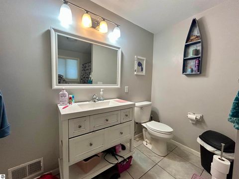 Tiny photo for 7467 E Higgins Lake Drive, Roscommon, MI 48653 (MLS # 1941115)