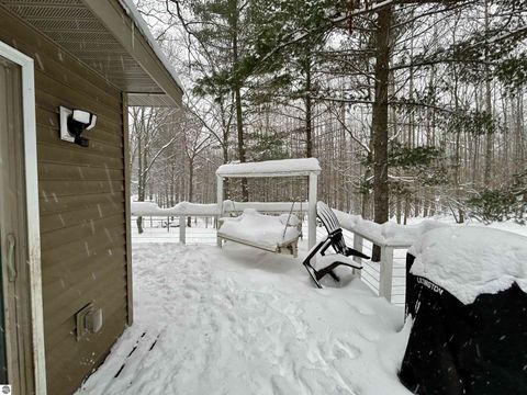 Tiny photo for 7467 E Higgins Lake Drive, Roscommon, MI 48653 (MLS # 1941115)