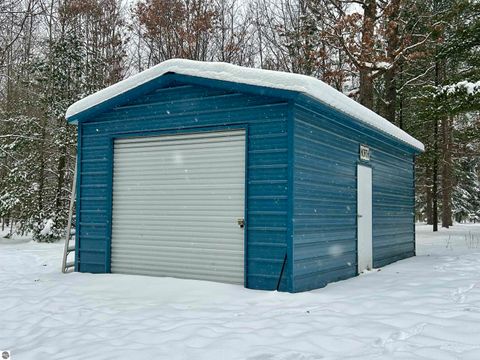 Tiny photo for 7467 E Higgins Lake Drive, Roscommon, MI 48653 (MLS # 1941115)