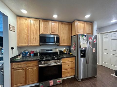 Tiny photo for 7467 E Higgins Lake Drive, Roscommon, MI 48653 (MLS # 1941115)