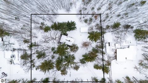 Tiny photo for 7467 E Higgins Lake Drive, Roscommon, MI 48653 (MLS # 1941115)